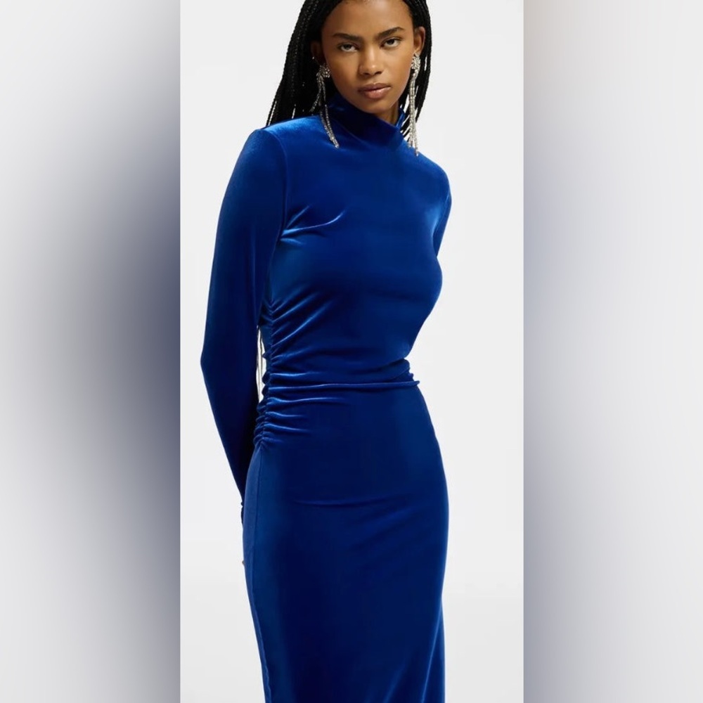 Long Sleeve Mock Neck Velvet Dress in Royal Blue